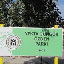 Yekta Güngör Özden Parkı