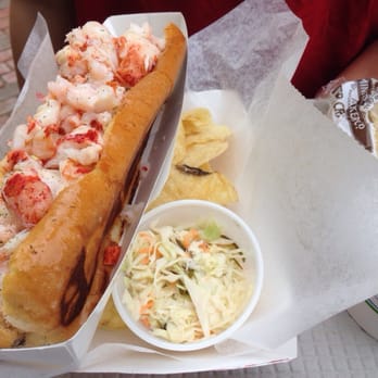 Lobster Roll at L.L. Bean Freeport, ME - Doesn't taste as good as it looks. - Seafood Near Me - Freeport, Maine Lobster Roll at L.L. Bean Freeport, ME - Doesn't taste as good as it looks. - Seafood Near Me - Freeport, Maine