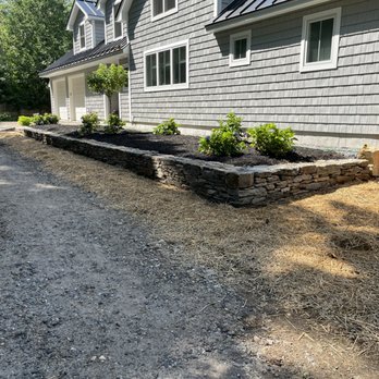 Ddraig Stonework - After: closer view of dry stacked stone wall - Masonry/Concrete Near Me Ddraig Stonework - After: closer view of dry stacked stone wall - Masonry/Concrete Near Me
