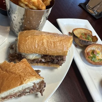 Bumpers Grill and Bar - American Near Me - Fairview, Oregon