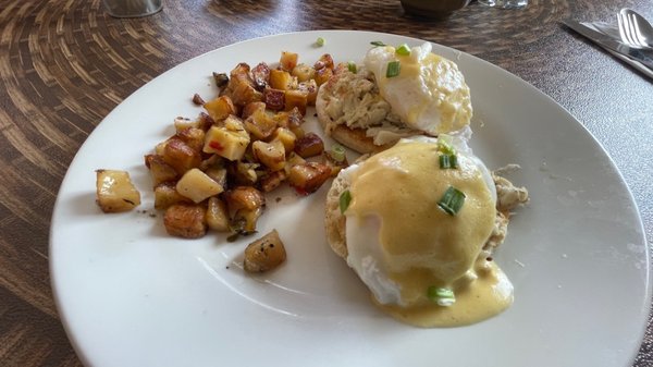 The Huddle Kitchen & Bar by null