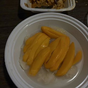 Pho Thai Lao Kitchen - Mango with Coconut Sticky Rice - Thai Near Me - Maywood, New Jersey