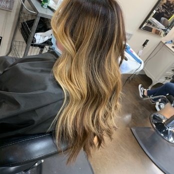 Salon DLM - Balayage L i n d s e y Salon De La Marieé - Makeup Artists Near Me - Temecula, California Salon DLM - Balayage L i n d s e y Salon De La Marieé - Makeup Artists Near Me - Temecula, California
