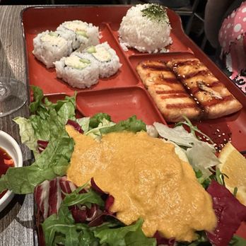 Niko Niko Sushi - Bentos w/ Salmon Teriyaki - Sushi Bars Near Me - Redlands, California