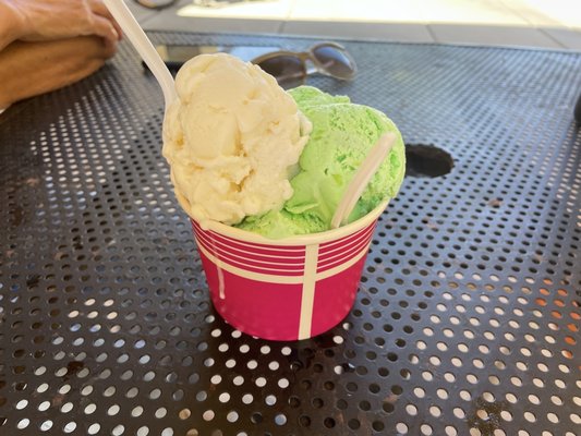 Halo Halo Cafe by null