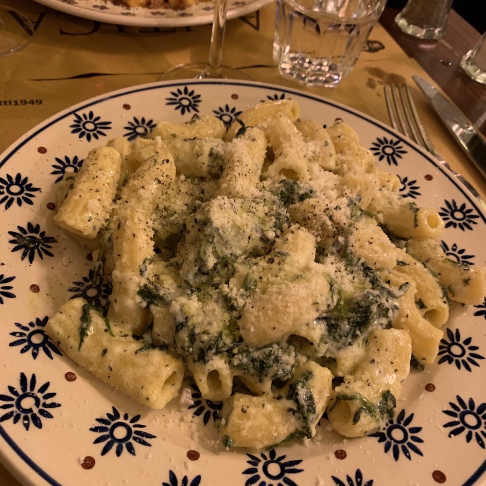 Antica Osteria Brunetti - Cacio e pepe with chicory - Roman Near Me - Rome, RM Antica Osteria Brunetti - Cacio e pepe with chicory - Roman Near Me - Rome, RM