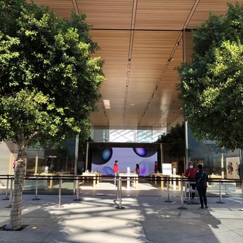Apple Valley Fair - Outdoors entrance - Computers Near Me - Santa Clara, California