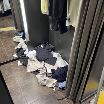 Zara - Men's Clothing Near Me - Bethesda, Maryland