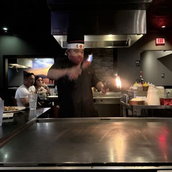 Ichiban - Chef with flaming batons. - Sushi Bars Near Me - Saint Robert, Missouri