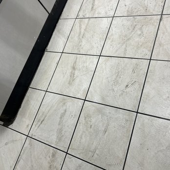 Launderland Coin-Op Laundry - Laundromat Near Me - Corona, California