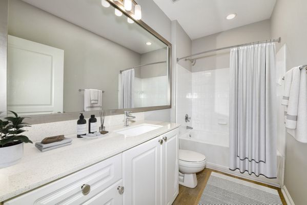 Avana Cheshire Bridge by null