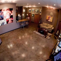 Shane & Sunny Portrait Artists - Our lobby