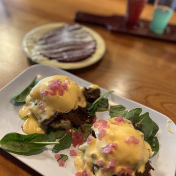 Ruby Sunshine Knoxville - Anita Beer Braised Beef Benedicts - Breakfast & Brunch Near Me - Knoxville, Tennessee Ruby Sunshine Knoxville - Anita Beer Braised Beef Benedicts - Breakfast & Brunch Near Me - Knoxville, Tennessee