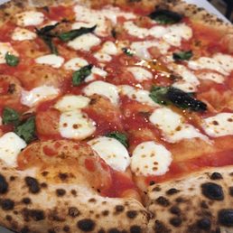 Margherita pizza Margherita pizza