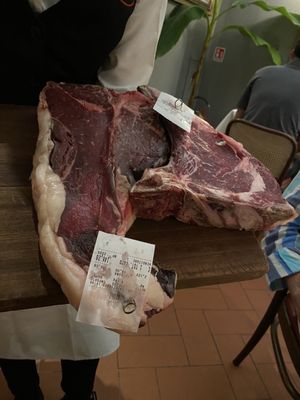 Regina Bistecca by null