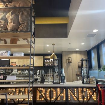 Kaffee Bohnen - Coffee Bar - Coffee & Tea Near Me - Los Angeles, California