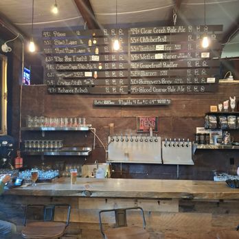 Pigeon Head Brewery - The bar area with over a dozen brews on tap. - Breweries Near Me - Reno, Nevada Pigeon Head Brewery - The bar area with over a dozen brews on tap. - Breweries Near Me - Reno, Nevada