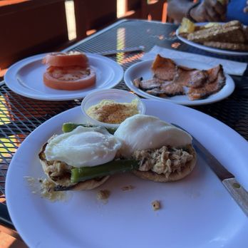 Kitchen Little - Crab eggs Benedict w hollandaise on the side - Breakfast & Brunch Near Me - Mystic, Connecticut