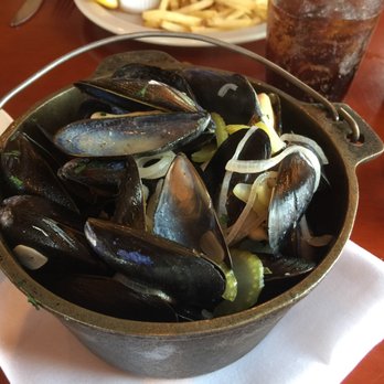 Prima Bistro - Penn cove mussels - American Near Me - Langley, Washington