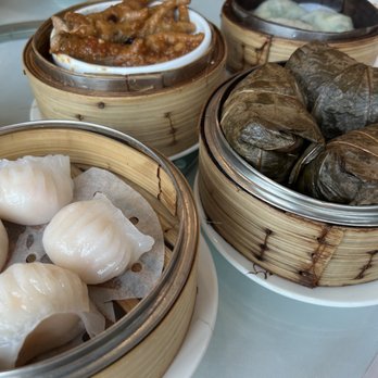 Dynasty Seafood Restaurant - Steamed shrimp dumplings, steamed sticky rice in lotus leaf, steamed chicken feet - Dim Sum Near Me - Vancouver, British Columbia Dynasty Seafood Restaurant - Steamed shrimp dumplings, steamed sticky rice in lotus leaf, steamed chicken feet - Dim Sum Near Me - Vancouver, British Columbia