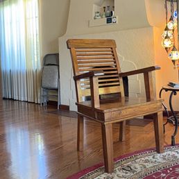 Waiting area for guests. Waiting area for guests.