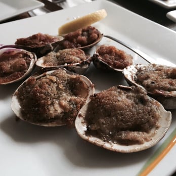 Farm Country Kitchen - Baked clams - American Near Me - Riverhead, New York