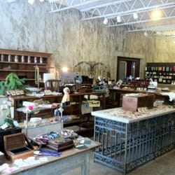 Caracalla Salon and Body Spa - Cute retail area in front waiting area*