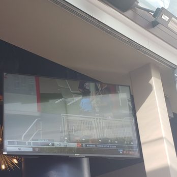 13 Coins Pioneer Square - Outdoor seating TV - American Near Me - Seattle, Washington