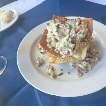 Humboldt Bay Bistro - Salmon - New American Near Me - Eureka, California