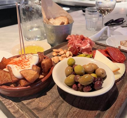 Barcelona Wine Bar by null
