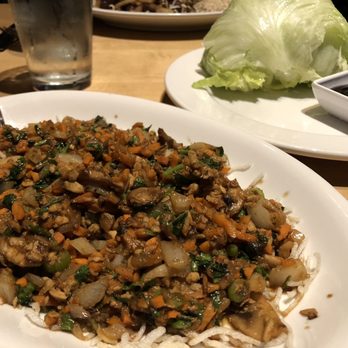 HakkaChow - Hakka Chicken Lettuce Wraps - Asian Fusion Near Me - Winston-Salem, North Carolina