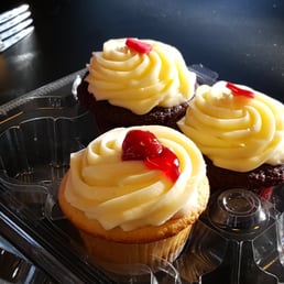 Cherry Cheesecake