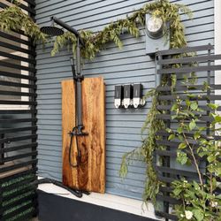 Uptown Sauna House - Shower