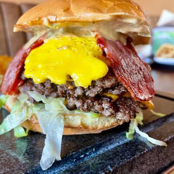 Nash & Smashed - Smokehouse Burger (Kallisto) - Sandwiches Near Me - Silver Spring, Maryland