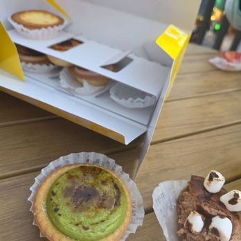 BAKE Cheese Tart - Matcha flavor - Bakeries Near Me - Los Angeles, California BAKE Cheese Tart - Matcha flavor - Bakeries Near Me - Los Angeles, California