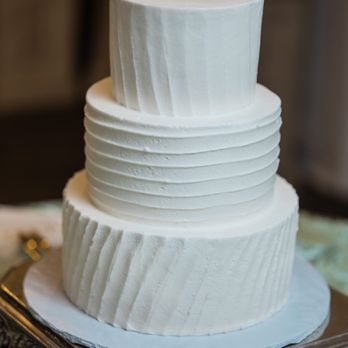 Antique Wedding House - Cake - Venues & Event Spaces Near Me - Mesa, Arizona