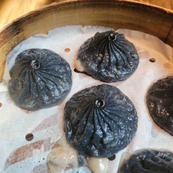 The Bao - Truffle Soup Dumpling (Dumpling rapper very thin, soup is popping out) - Shanghainese Near Me - New York, New York The Bao - Truffle Soup Dumpling (Dumpling rapper very thin, soup is popping out) - Shanghainese Near Me - New York, New York