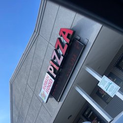 Robin Hood Pizza - Outside