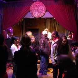 BloomBars - Stage