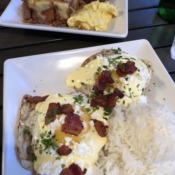 Anuenue Cafe - Anuenue (front) Tow-in (back) - Cafes Near Me - Koloa, Hawaii