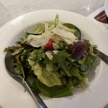 Gerardo's Pizzeria - Veggie salad - Italian Near Me - Sedona, Arizona