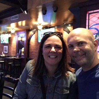 John Sullivan's - Nice cozy bar atmosphere - Irish Near Me - New York, New York