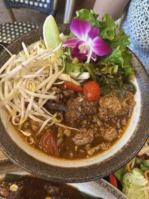 Lan Larb Chiang Mai 2nd Ave by null