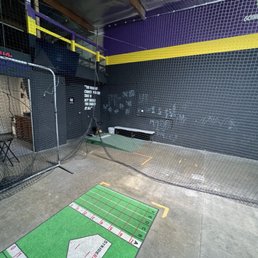 Awesome cages and professional set up.  Awesome to have this cage in the area.  Super fun to get a cool session in and see Live feedback.