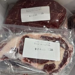Old World Meat - Vacuum sealed so you can see the steaks are a new change which we love