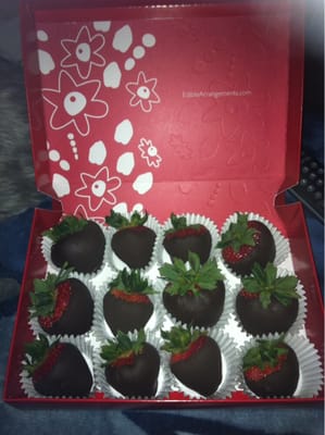 Edible Arrangements by null