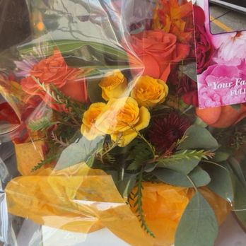 The Flower Cottage - Florists Near Me - Frankfort, Illinois
