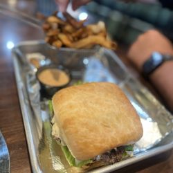 Main Street Grill - Garlic burger