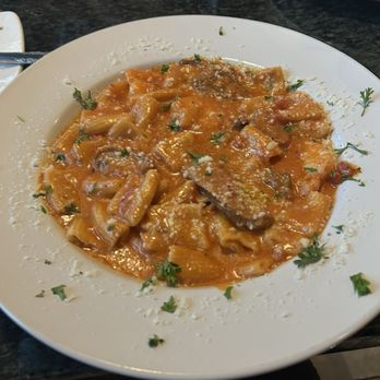 Trattoria Di Bernardone - penne alla vodka - Italian Near Me - Saint Johns, Florida Trattoria Di Bernardone - penne alla vodka - Italian Near Me - Saint Johns, Florida
