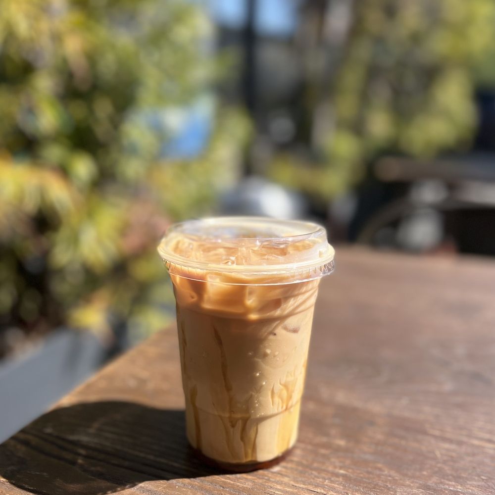 Deus Ex Machina - Honeybee Latte - Men's Clothing Near Me - Venice, California Deus Ex Machina - Honeybee Latte - Men's Clothing Near Me - Venice, California